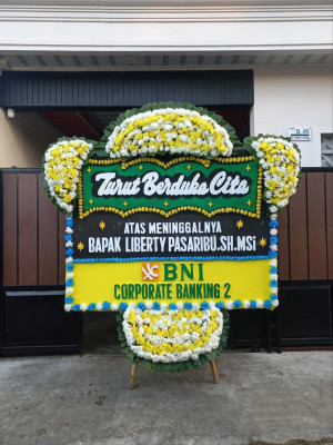 Papan Bunga Duka di Dimba