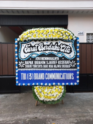 Papan Bunga Duka di Dimba
